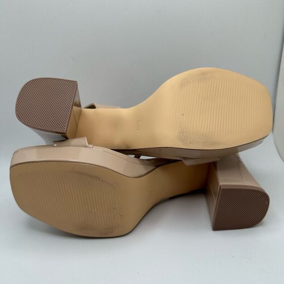 CUSHIONAIRE Women's platform dress sandal +Memory Foam 7 WIDE NUDE - Picture 5 of 7